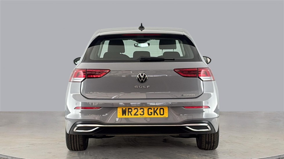 VOLKSWAGEN GOLF Image 4