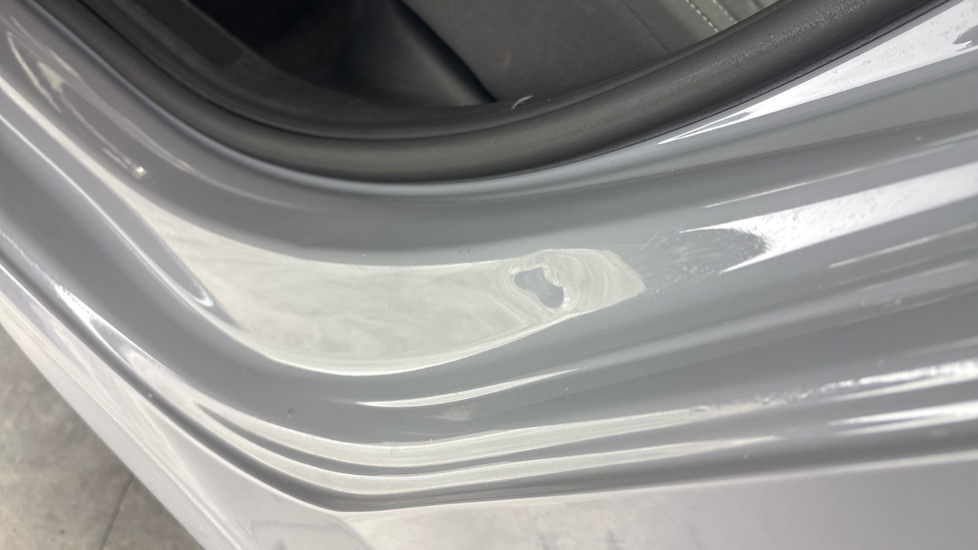 VOLKSWAGEN GOLF dents