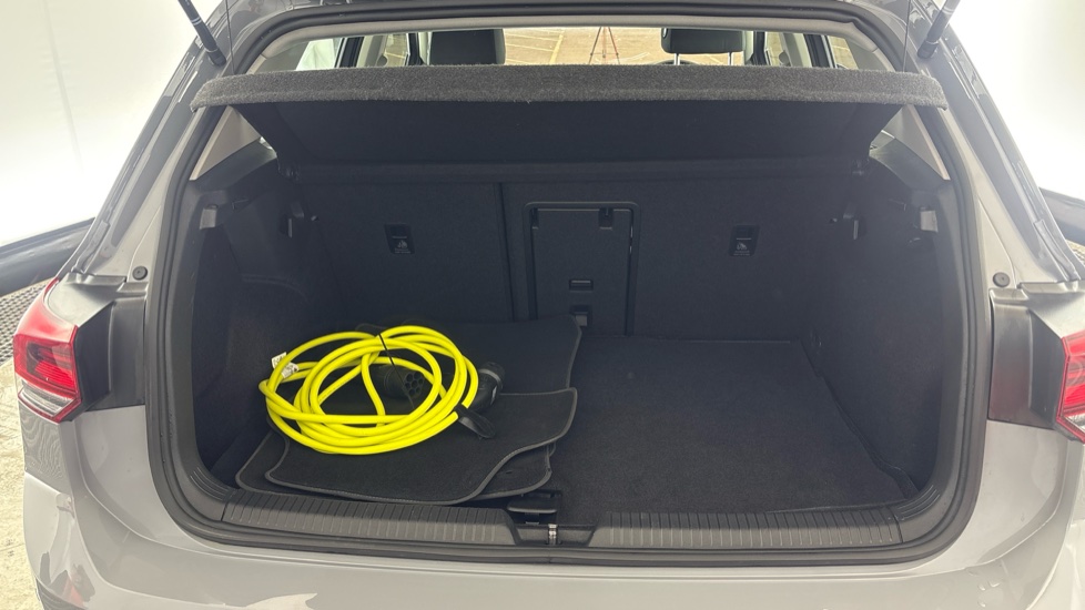 VOLKSWAGEN GOLF Image 15