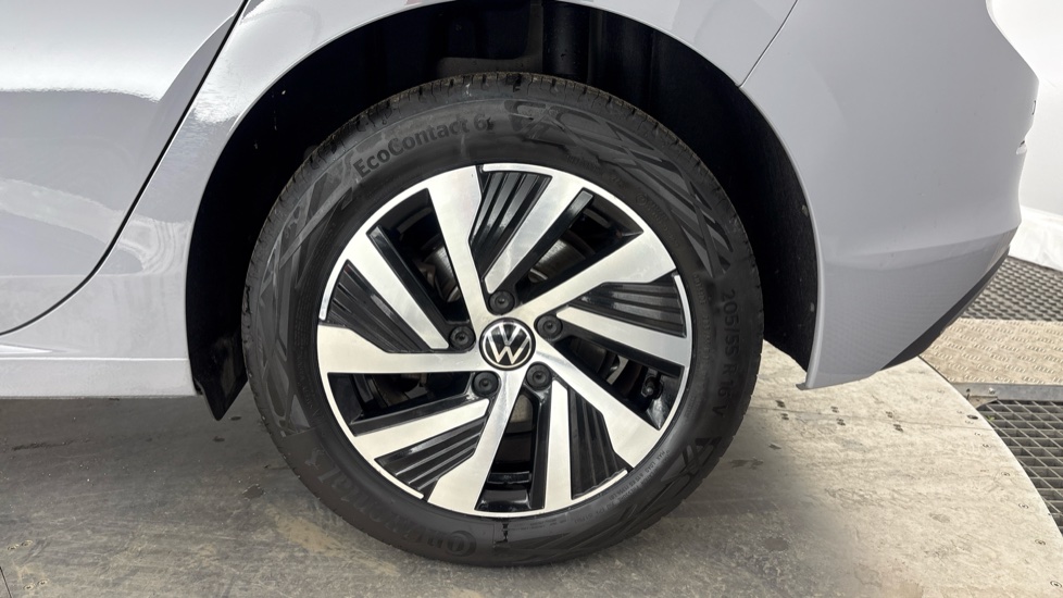 VOLKSWAGEN GOLF Image 18