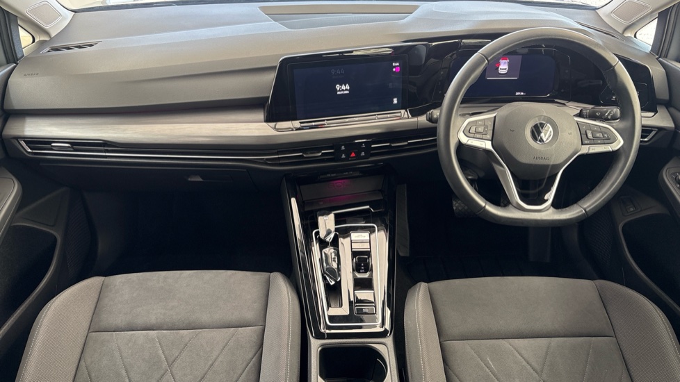 VOLKSWAGEN GOLF Image 11