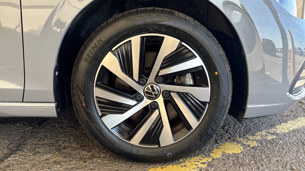 VOLKSWAGEN GOLF Image 20