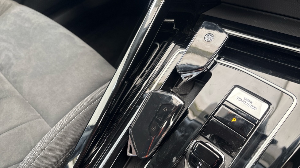 VOLKSWAGEN GOLF 2 keys available