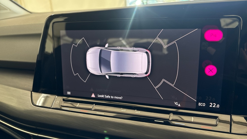 VOLKSWAGEN GOLF Parking sensors