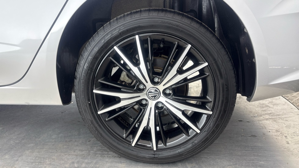 MG MG5 Image 18