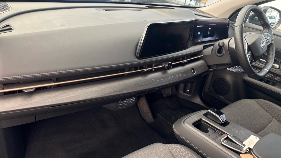 NISSAN ARIYA Image 10