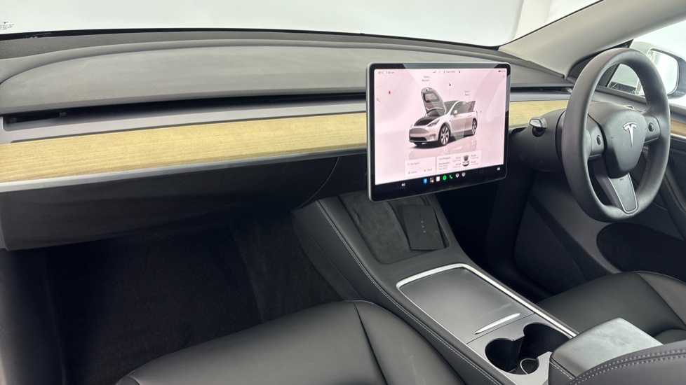 TESLA MODEL Y Image 10