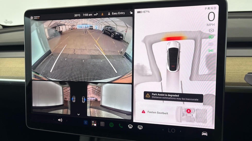 TESLA MODEL Y reverse camera
