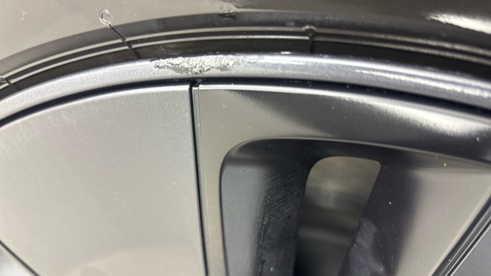 TESLA MODEL 3 SALOON RWD 4dr Auto