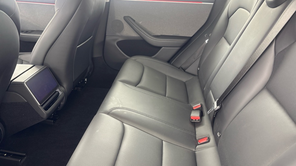 TESLA MODEL 3 SALOON RWD 4dr Auto
