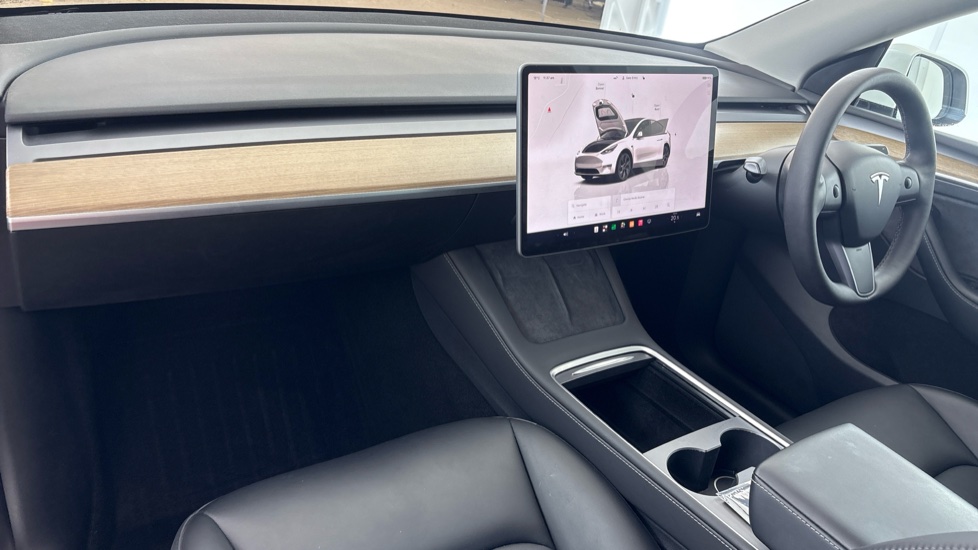 TESLA MODEL Y Image 10