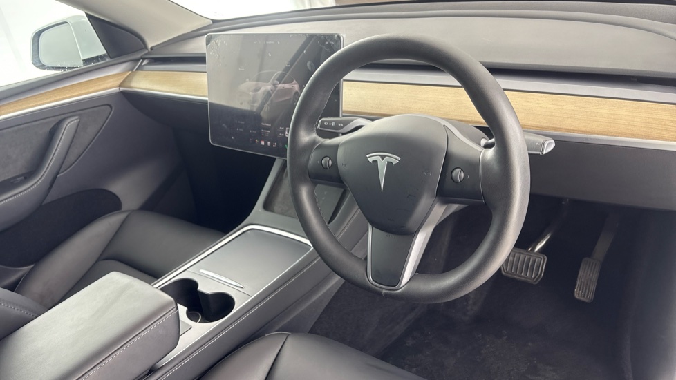 TESLA MODEL Y HATCHBACK Long Range AWD 5dr Auto