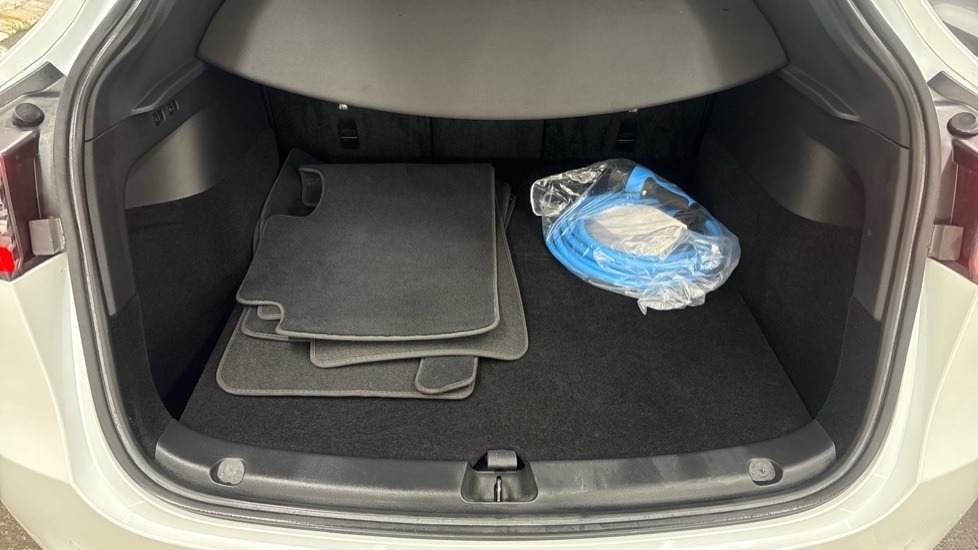 TESLA MODEL Y HATCHBACK Long Range AWD 5dr Auto