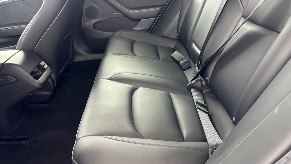 TESLA MODEL 3 SALOON Long Range RWD 4dr Auto