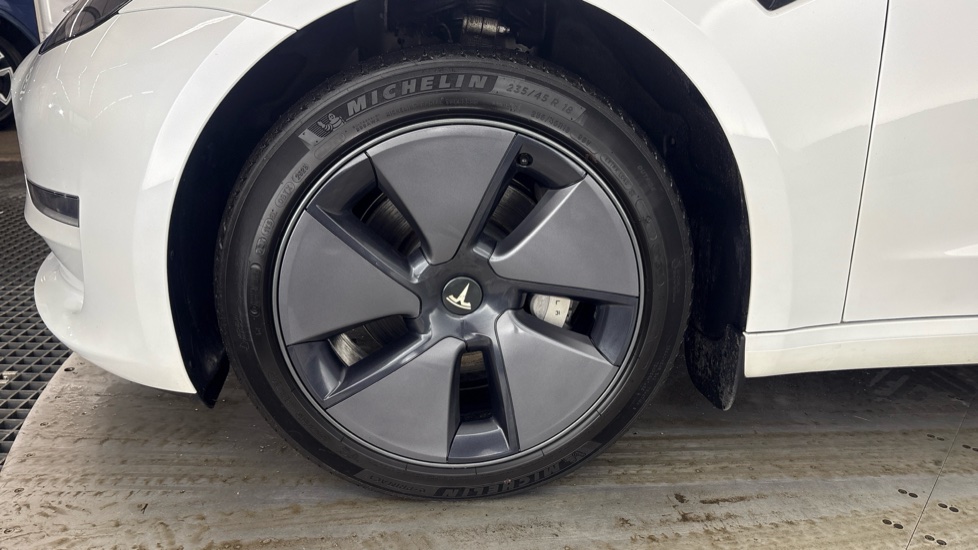 TESLA MODEL 3 SALOON Long Range RWD 4dr Auto