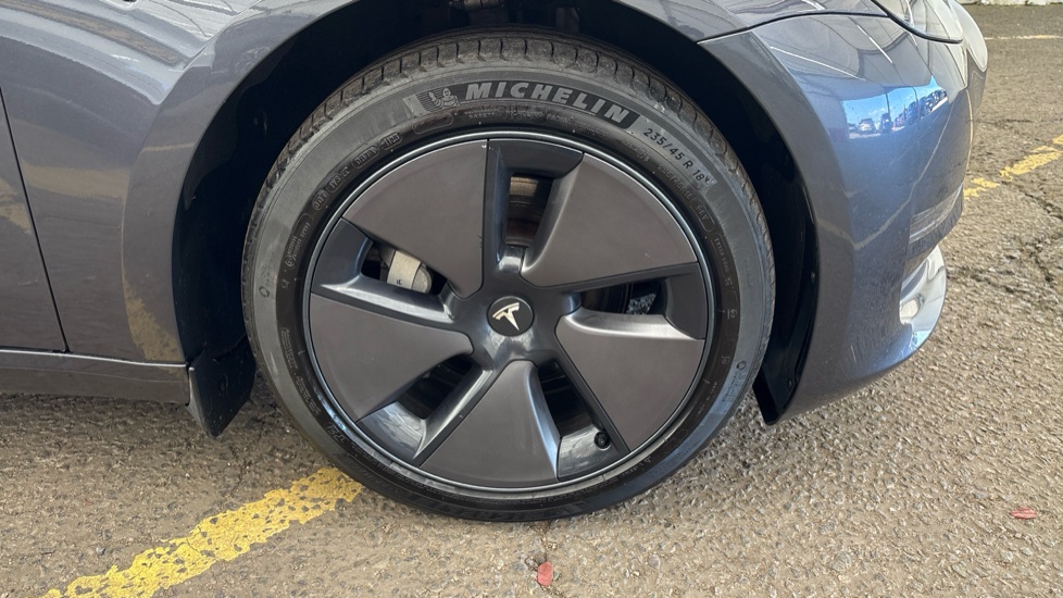 TESLA MODEL 3 SALOON Long Range RWD 4dr Auto