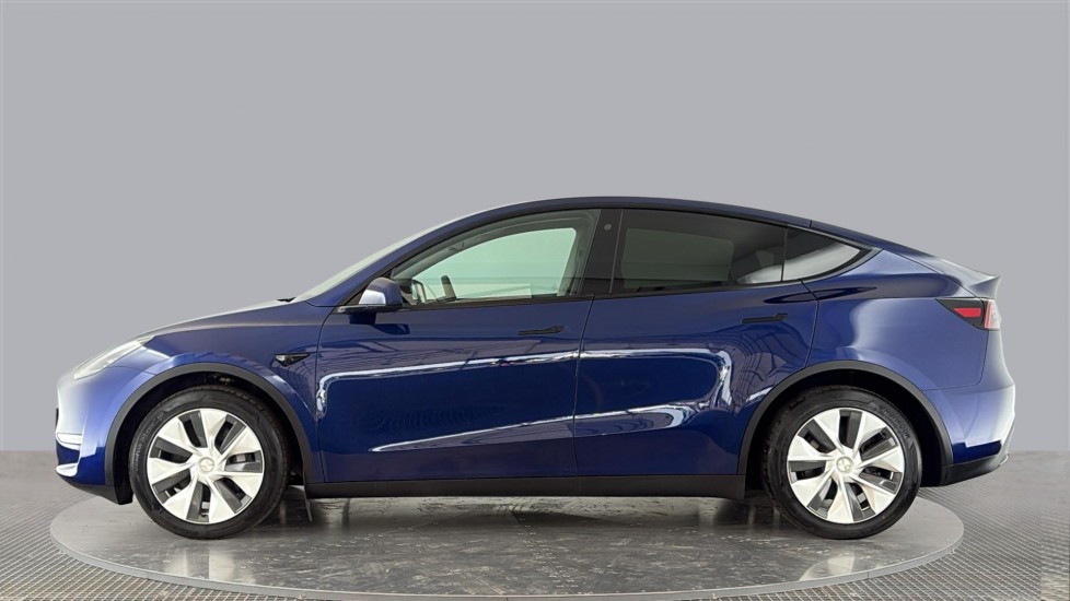 TESLA MODEL Y Image 2