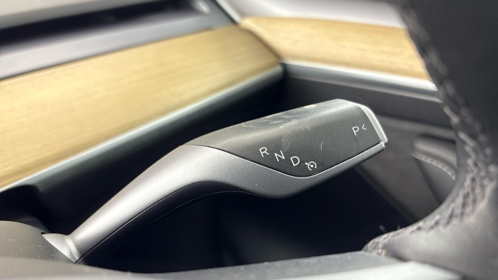 TESLA MODEL Y HATCHBACK Long Range AWD 5dr Auto