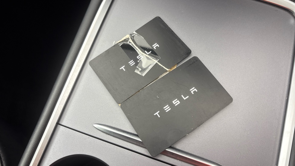TESLA MODEL Y HATCHBACK Long Range AWD 5dr Auto