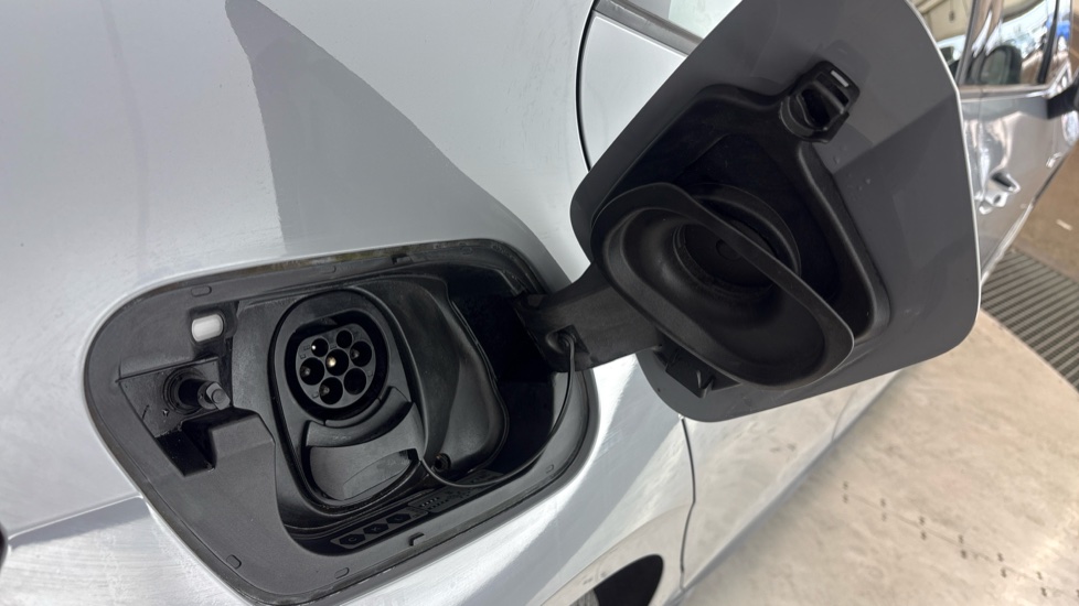 Volkswagen ID.3 HATCHBACK 110kW Life Pure Perform 45kWh 5dr Auto [110kW Ch]