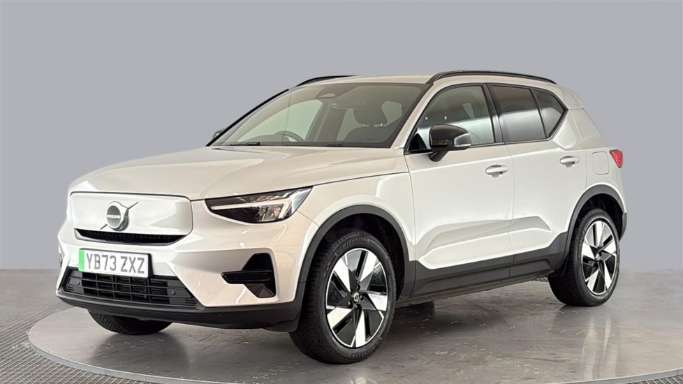 Used VOLVO XC40