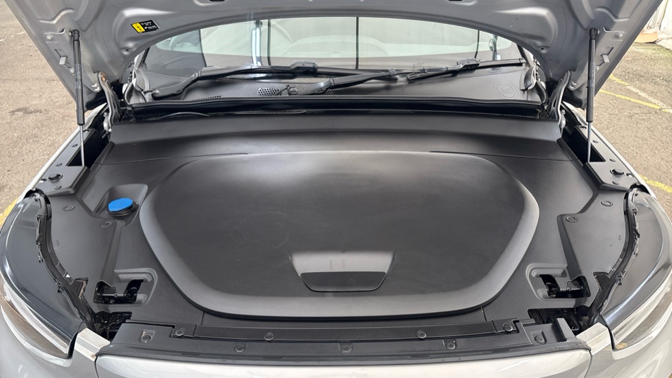 VOLVO XC40 Image 16