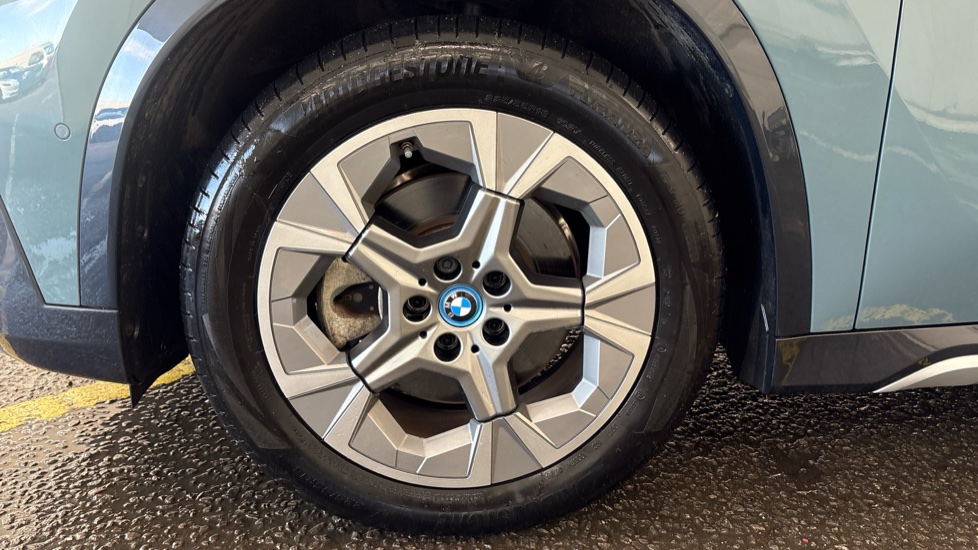 BMW iX1 ELECTRIC ESTATE 230kW xDrive30 xLine 65kWh 5dr Auto [22kWCh]