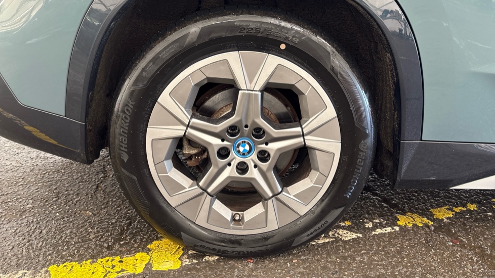 BMW iX1 ELECTRIC ESTATE 230kW xDrive30 xLine 65kWh 5dr Auto [22kWCh]