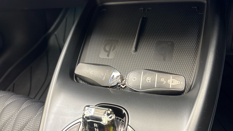 BYD SEAL SALOON 230kW Design 83kWh 4dr Auto