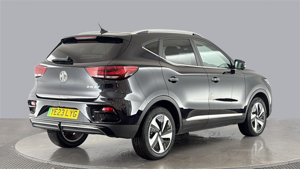 MG MOTOR UK ZS ELECTRIC HATCHBACK 130kW Trophy EV 51kWh 5dr Auto