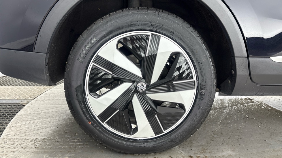 MG MOTOR UK ZS ELECTRIC HATCHBACK 130kW Trophy EV 51kWh 5dr Auto
