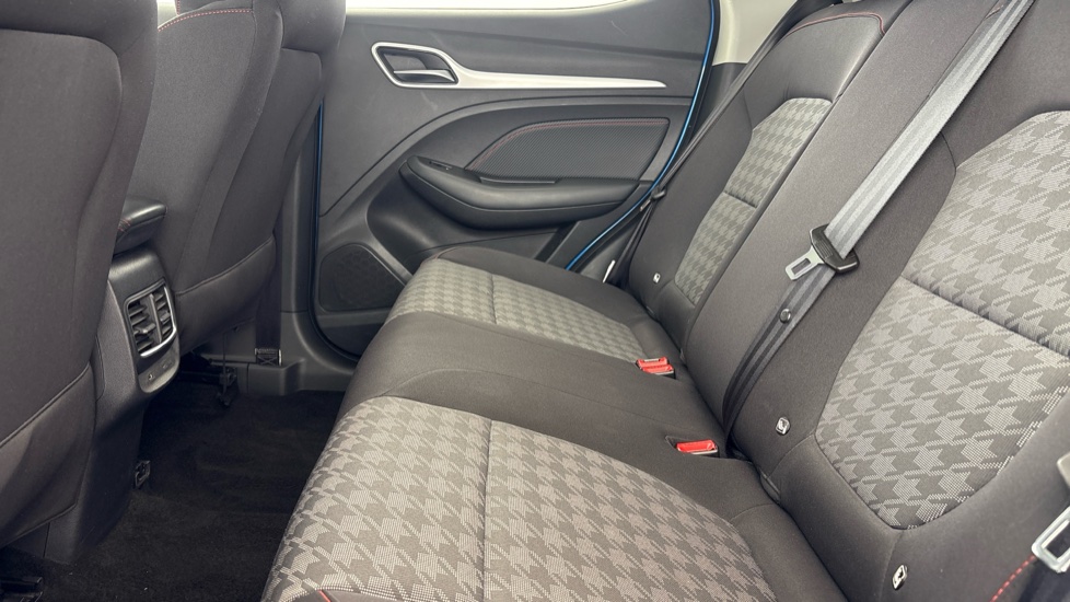 MG ZS Image 14