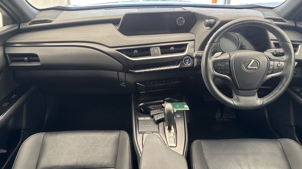 LEXUS UX Image 11