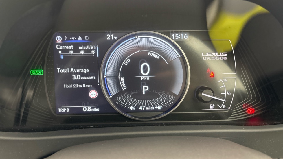 LEXUS UX Image 13