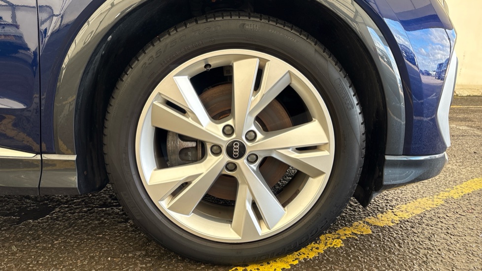 AUDI Q4 E-TRON ESTATE 150kW 40 82kWh S Line 5dr Auto