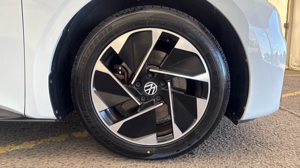 VOLKSWAGEN ID.3 HATCHBACK 110kW Life Pure Perform 45kWh 5dr Auto [110kW Ch]