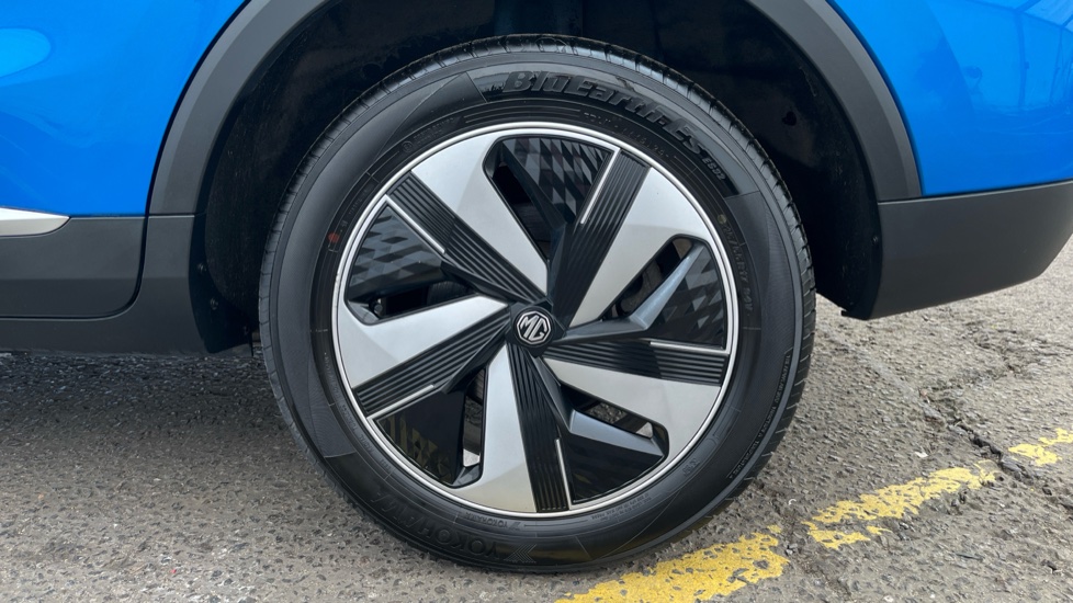 MG ZS Image 18