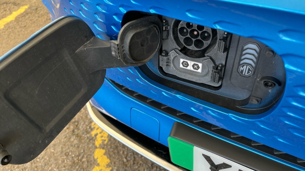 MG ZS Image 21