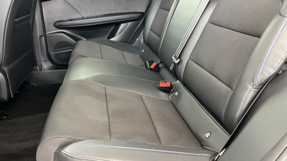 MG MOTOR UK MG4 HATCHBACK 150kW Trophy EV Long Range 64kWh 5dr Auto