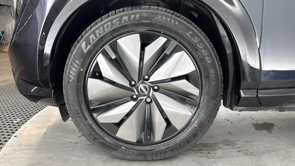 NISSAN ARIYA Image 17