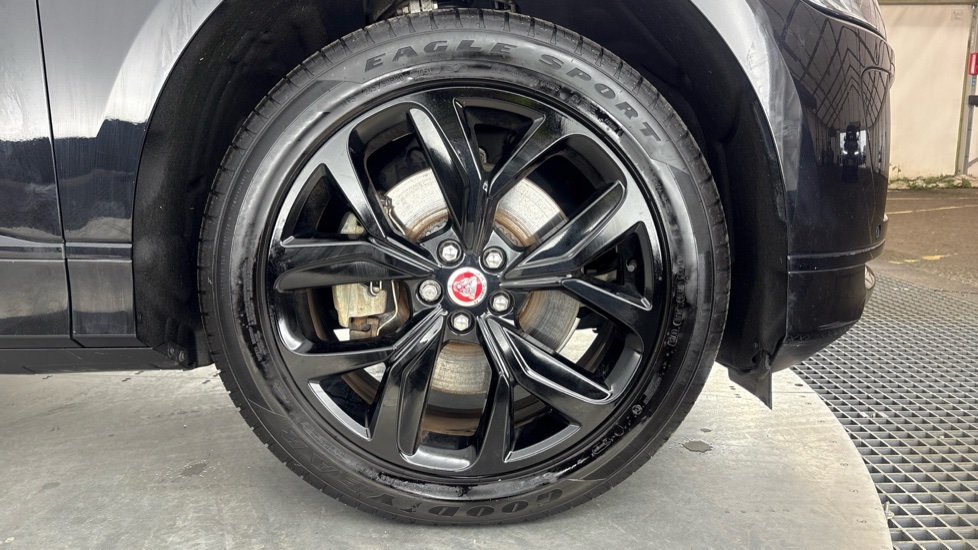 JAGUAR I-PACE ESTATE 294kW EV400 SE 90kWh 5dr Auto [11kW Charger]