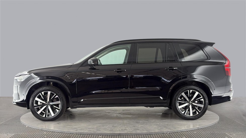 VOLVO XC90 Image 2