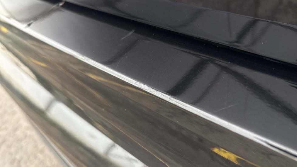VOLVO XC90 Chips and scratches