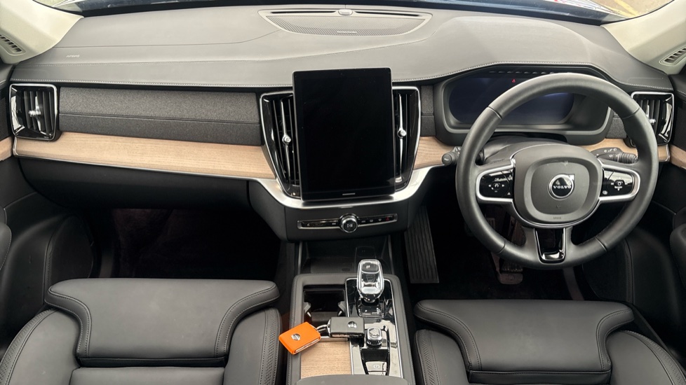 VOLVO XC90 Image 11
