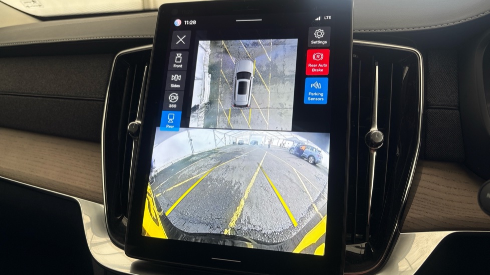 VOLVO XC90 Reverse camera