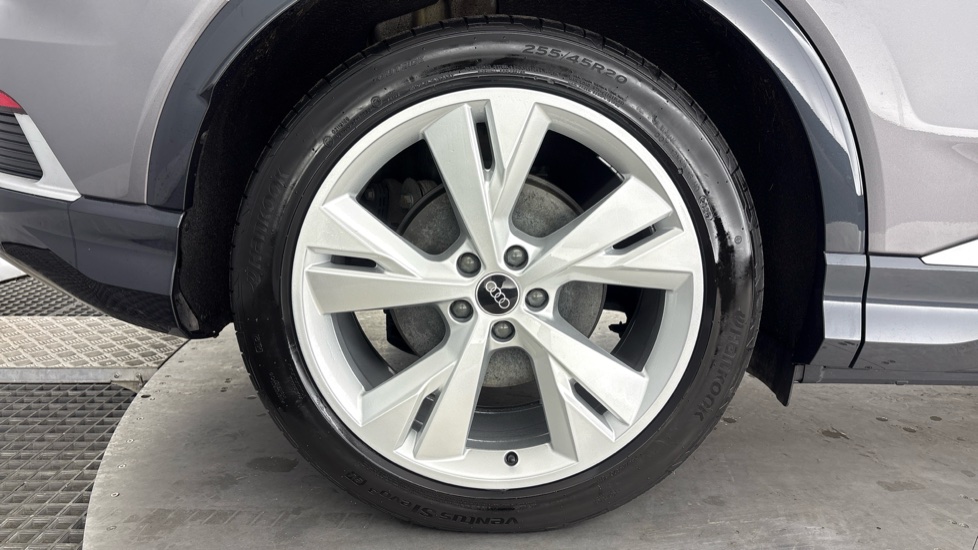 AUDI Q4 E-TRON SPORTBACK 210kW 45 82kWh S Line 5dr Auto [Leather]