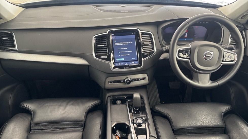 VOLVO XC90 Image 11