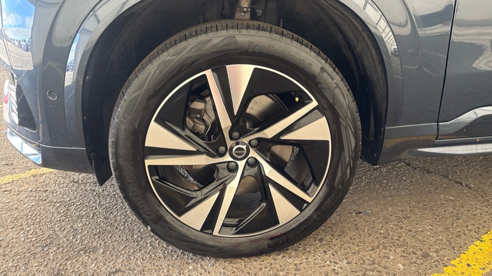 VOLVO XC90 ESTATE 2.0 T8 [455] RC PHEV Plus Dark 5dr AWD Geartronic