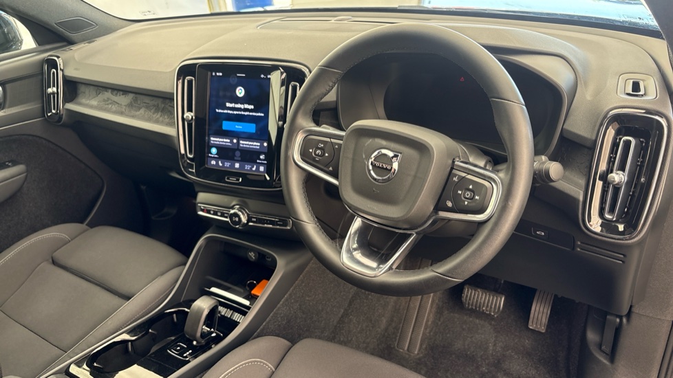 VOLVO C40 Image 9