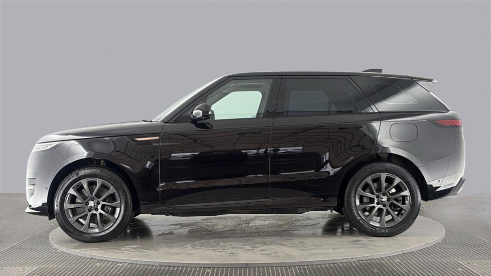 LAND ROVER RANGE ROVER SPORT Image 2